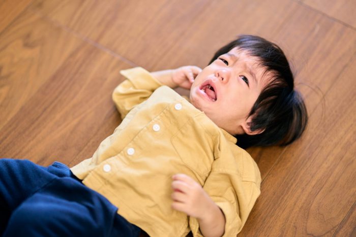【イヤイヤ期専門保育士監修】イヤイヤ期って何もの!? 正しい対応とは