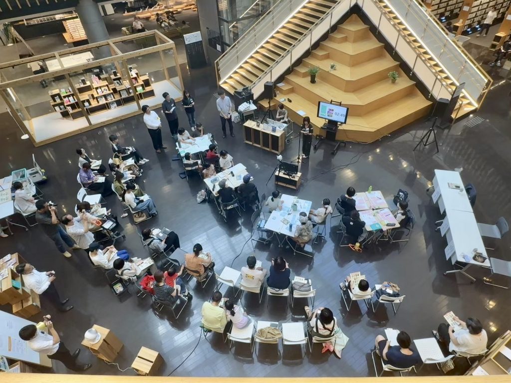 小学生のビブリオバトル・ワークショップの様子