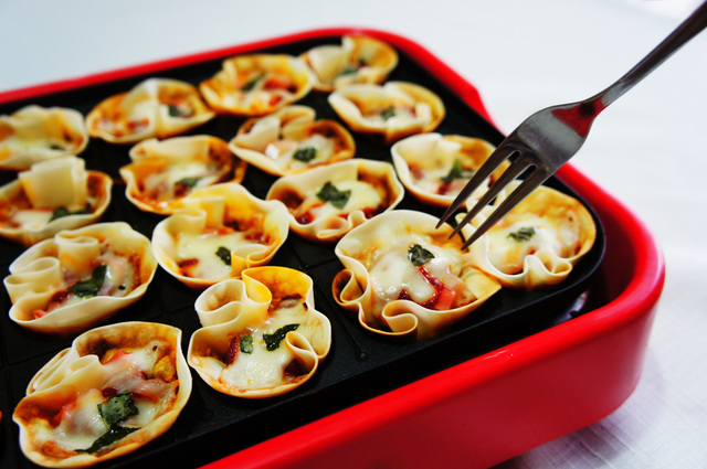 餃子の皮のピザ