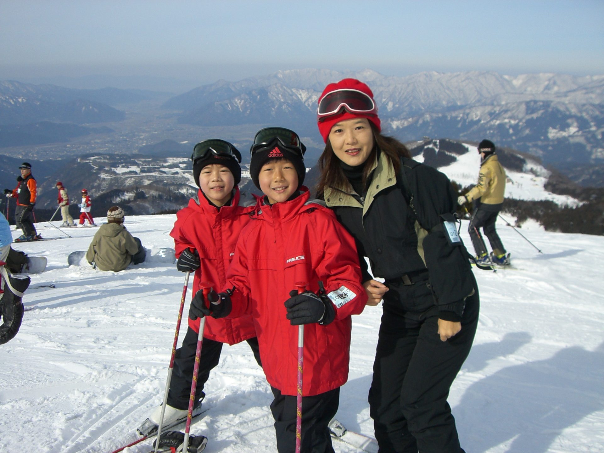 【冬スポーツから球技まで！】賢い子を育てたい親におすすめしたい❝スポーツ❞との向き合い方／藤田敦子さんの“賢い子”を育てるポジティブ教育法