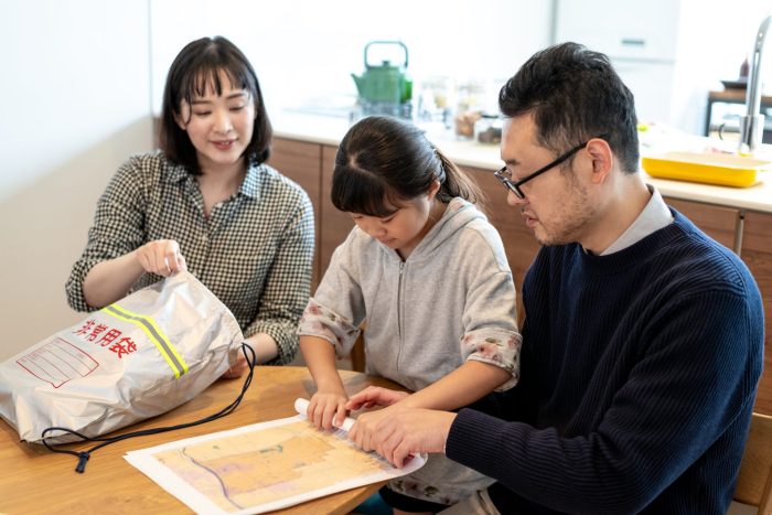 【子どもの防災】大地震に備えて――小学生の子どもがいる家庭だからこそ知っておきたい備え