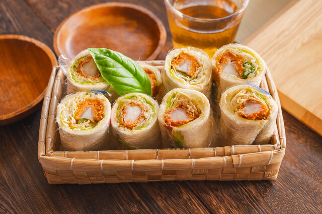 ひとくちロールカツサンド