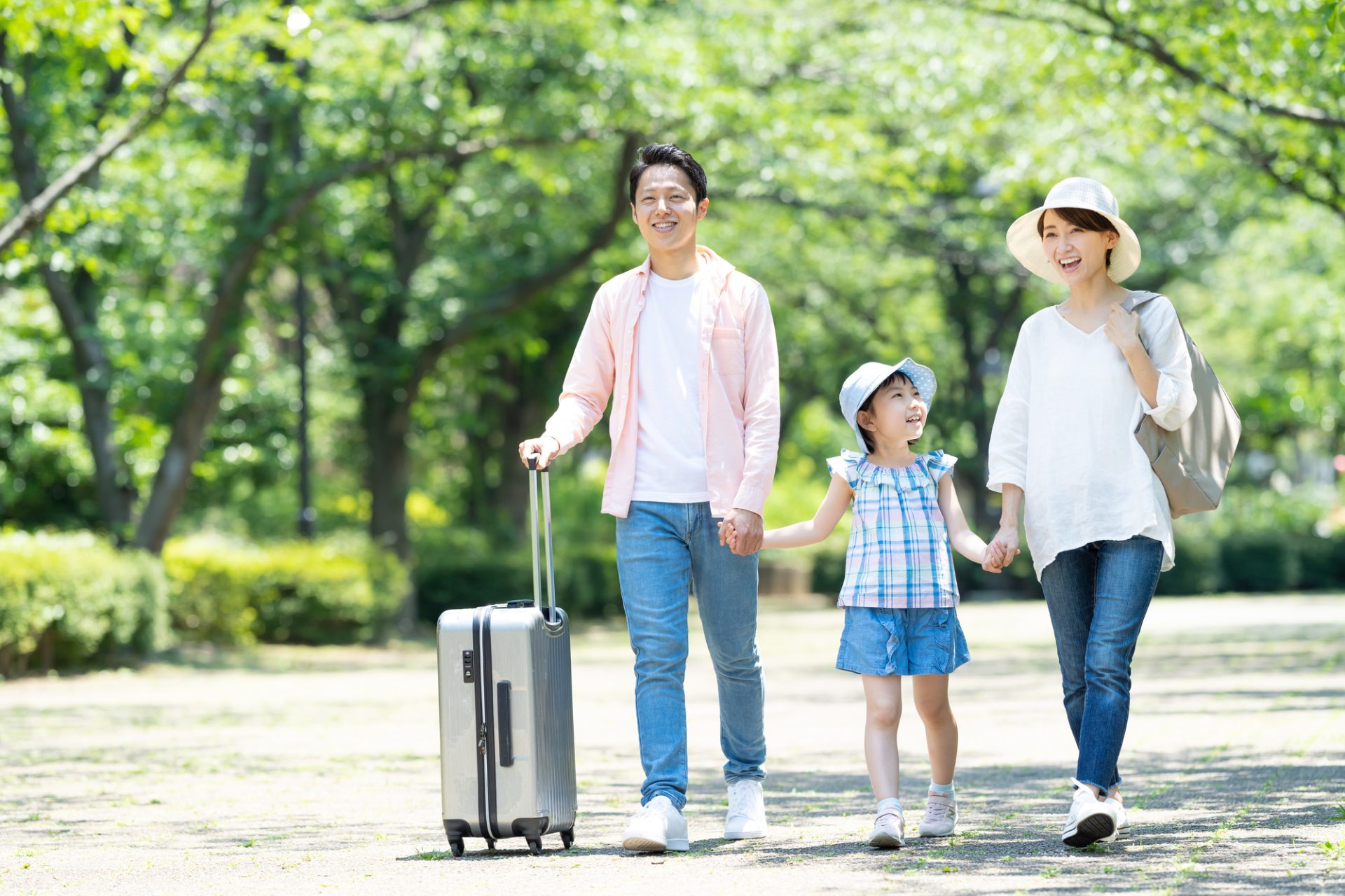 小学校低学年の夏休みまでに教えておきたい「外出先でのマナー40」【元JALファーストクラスCAがアドバイス】