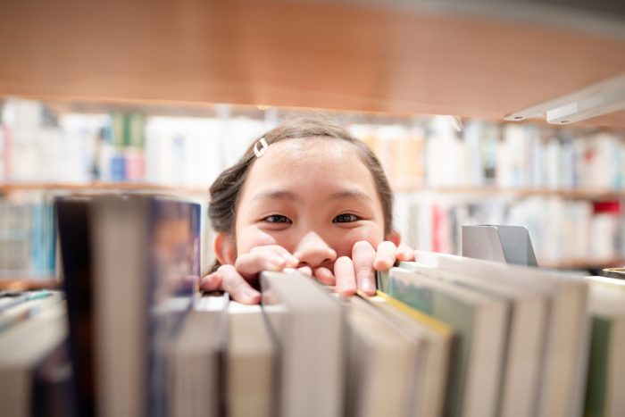 それって迷惑？子どもだけの利用で注意したい図書館でのマナー15【専門家監修】